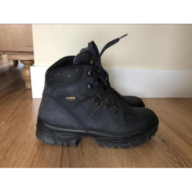 Meindl bergschoenen klasse B maat 39,5 6,5 blauw