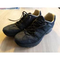 LOWA STRATO WANDELSCHOEN( MAAT 46)schoenmaat 44