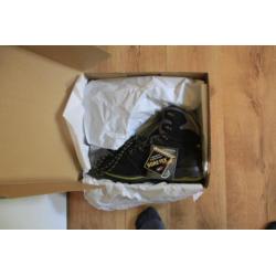 Lowa Vantage GTX Mid, Gore-Tex, Cat B bergschoenen, 44