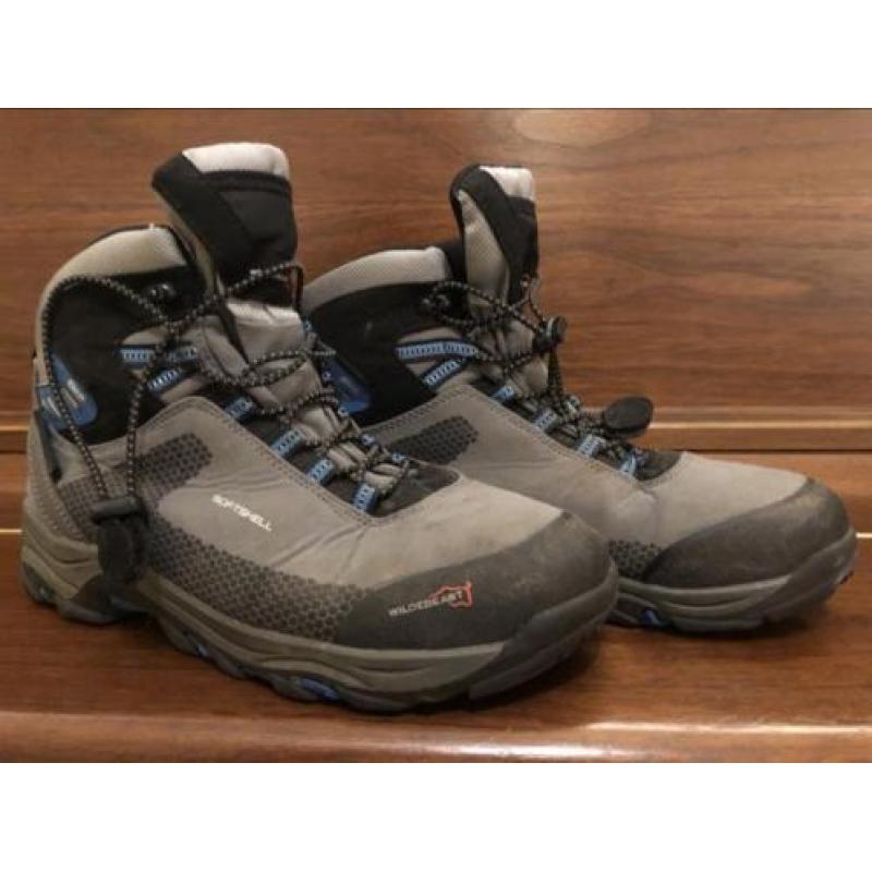 Wandelschoenen Anwb , wildebeast, softshell grijs. Maat 38