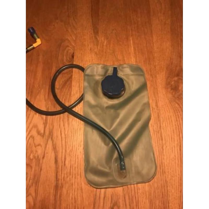 Camelbak 1 liter in Camelbak tas